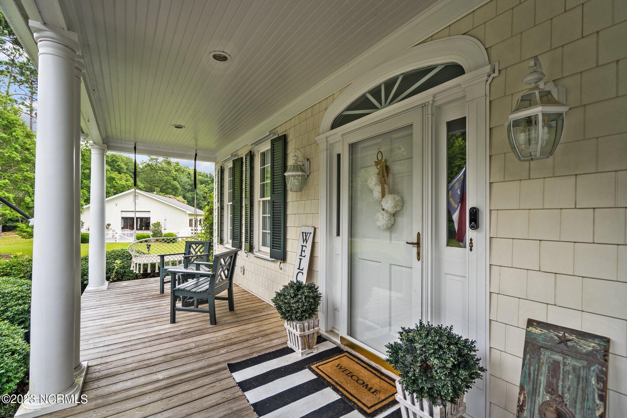 370 Whitebridge Road Hampstead, NC 28443 - Photo 5 of 103 28-web-or-mls-DSC05783