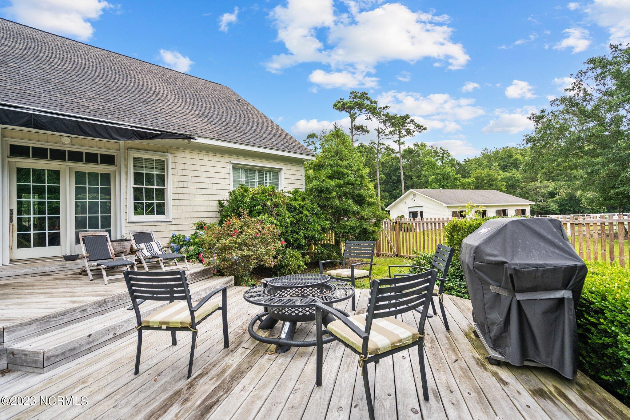 370 Whitebridge Road Hampstead, NC 28443 - Photo 61 of 103 45-web-or-mls-DSC05812