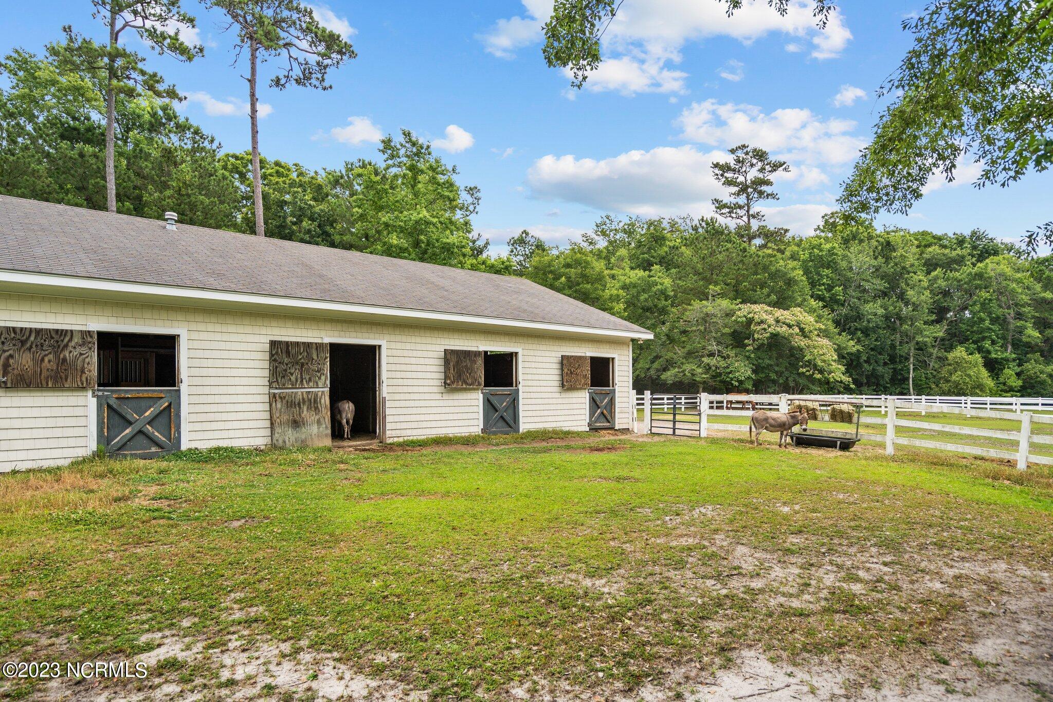 370 Whitebridge Road Hampstead, NC 28443 - Photo 83 of 103 37-web-or-mls-DSC05803