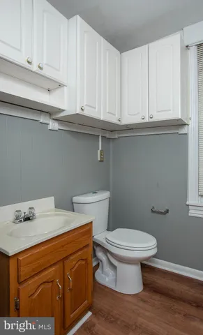a view of hallway with washer and dryer