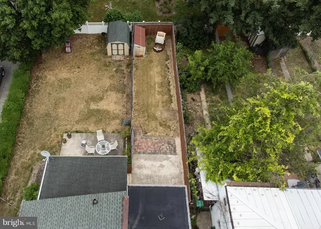 $1,600 | 127 Walnut Street, Carlisle, PA 17013