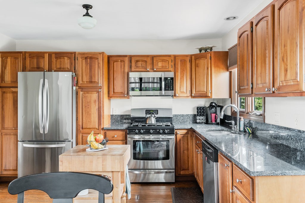 10 Timothy Drive Westerly, RI 02891 - Photo 28 of 49