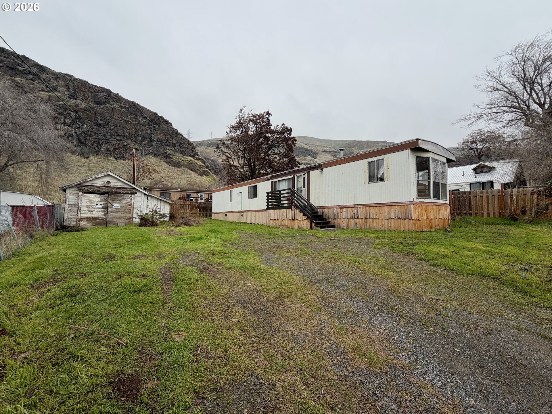 217 Main Street Wishram, WA 98673 - Photo 2 of 20