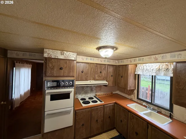 $135,000 | 217 Main Street, Wishram, WA 98673