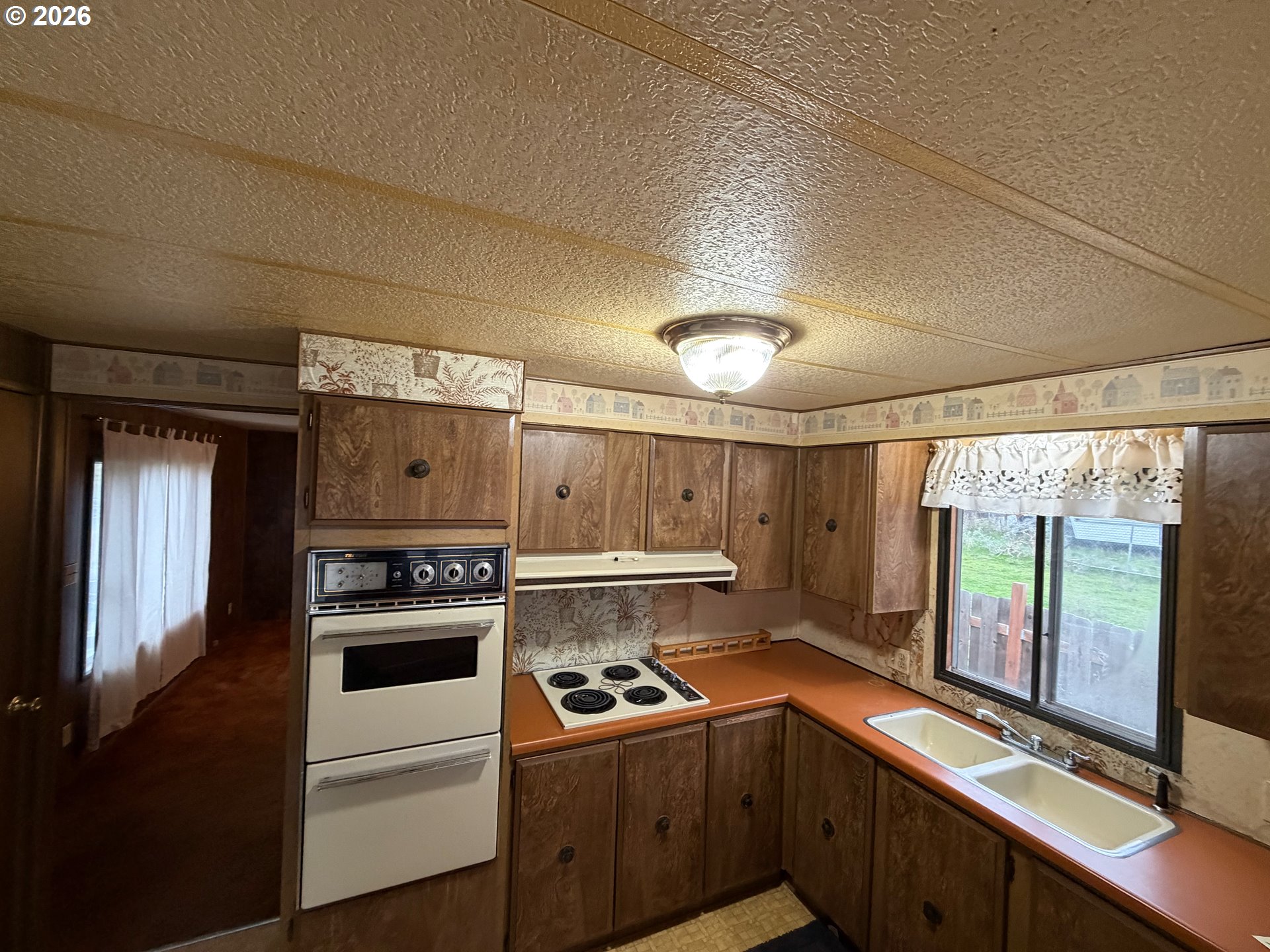 217 Main Street Wishram, WA 98673 - Photo 8 of 20