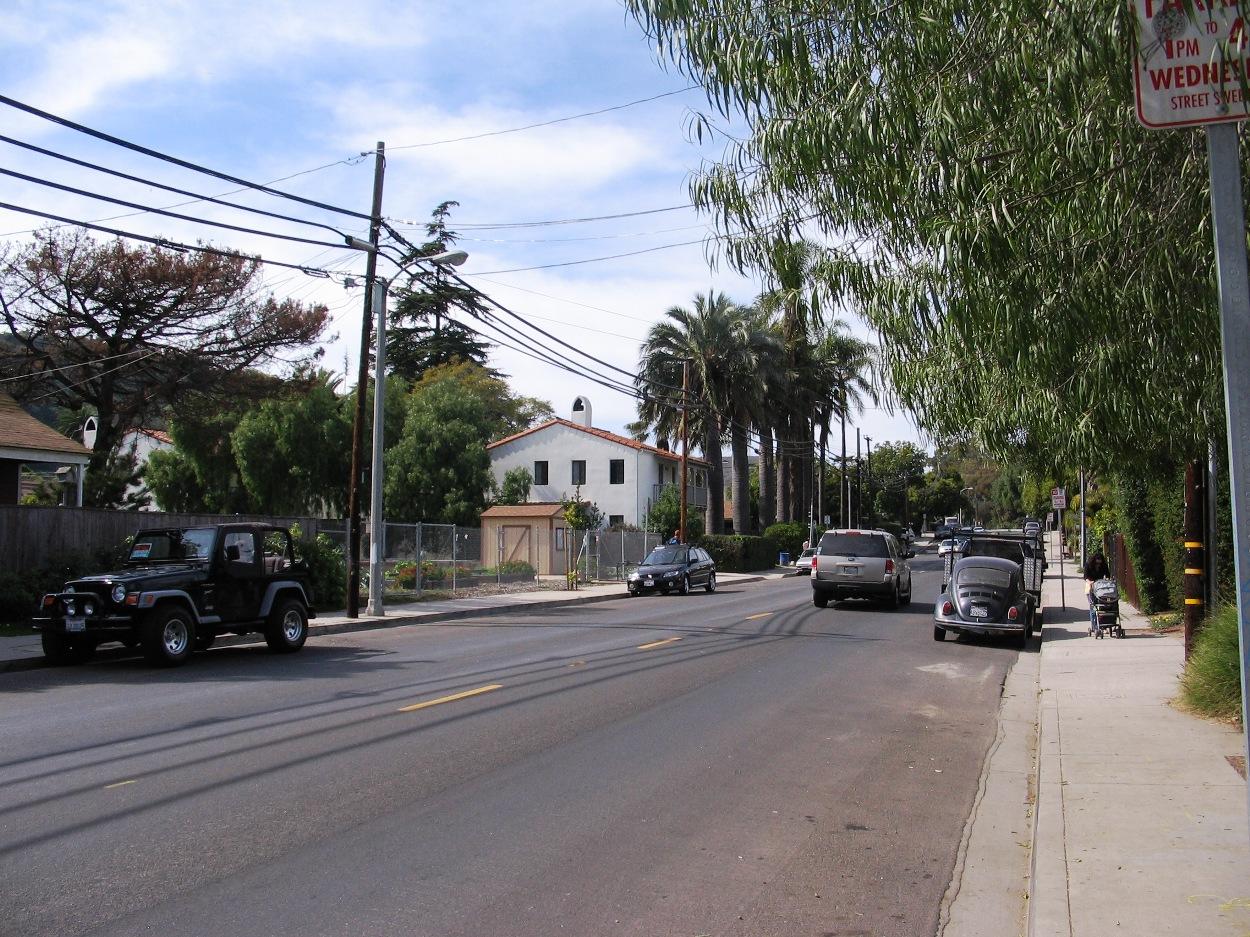 312 Rancheria Street Santa Barbara, CA 93101 - Photo 4 of 7 Street Scene North
