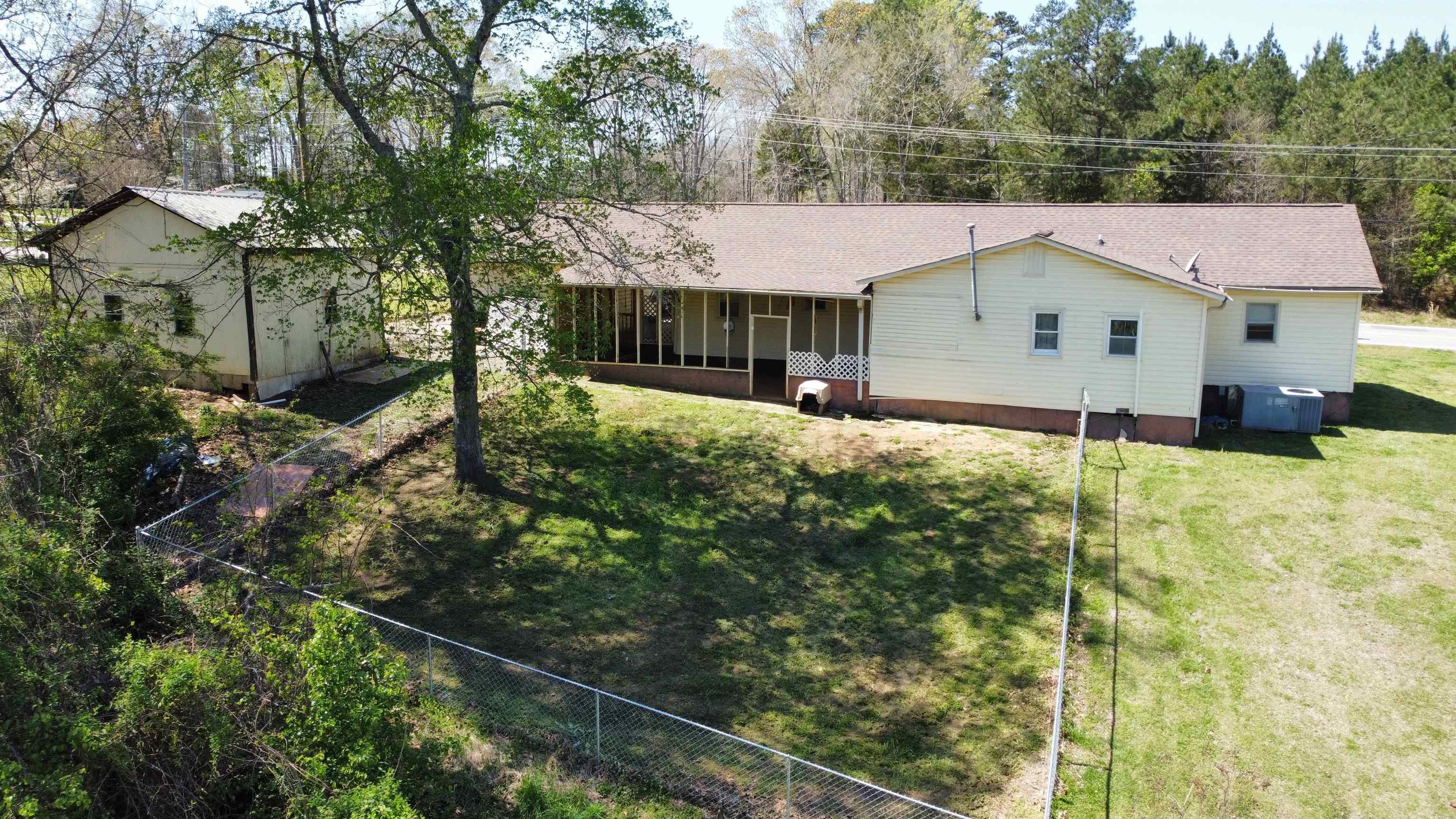 387 Dry Fork Road Gaffney, SC 29340 - Photo 4 of 20 Gallery Image 4