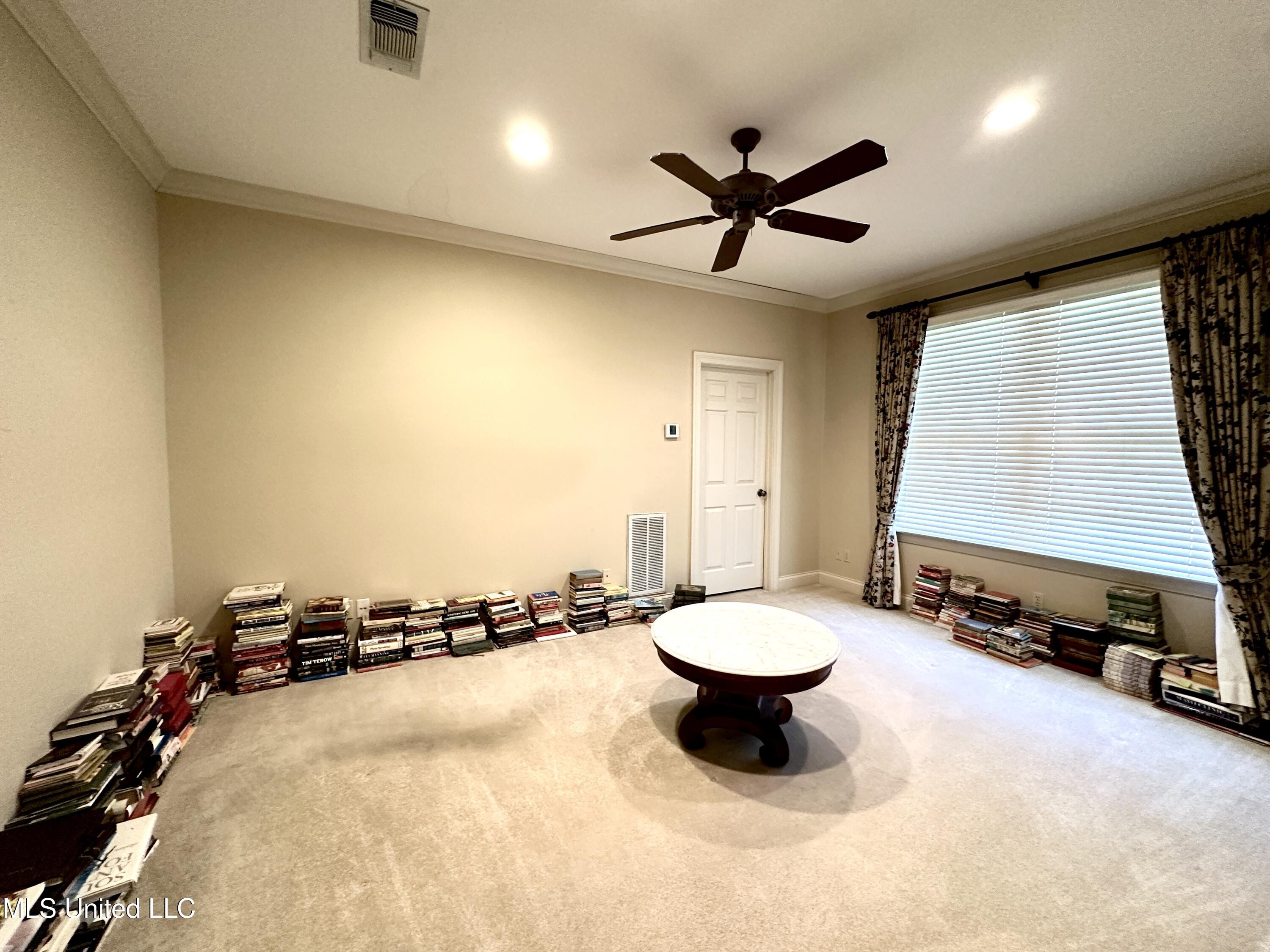 306 Cherokee Drive McComb, MS 39648 - Photo 20 of 37 IMG_8458