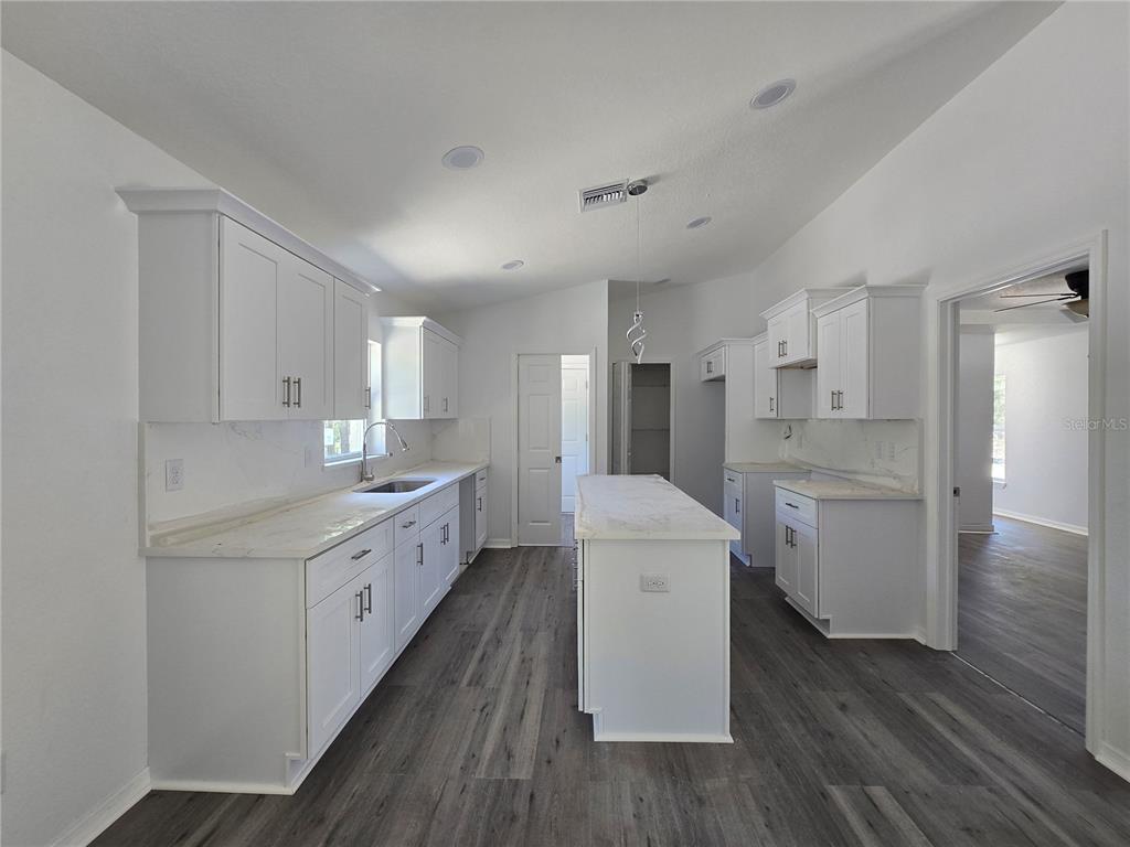 76 Locust Loop Ocala, FL 34472 - Photo 12 of 38 Gallery Image 12