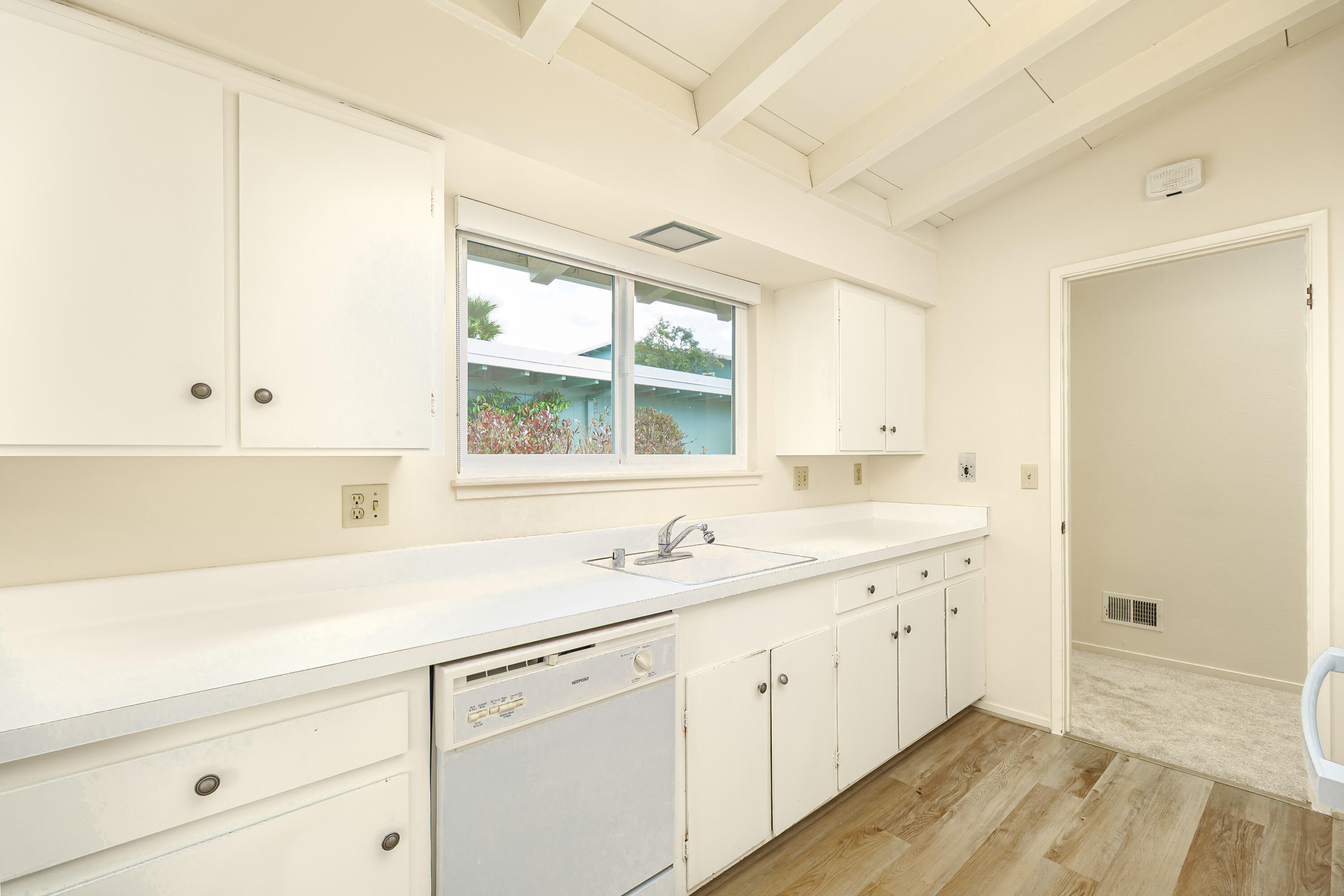 50 Porto Bello Drive San Rafael, CA 94901 - Photo 11 of 29 50 Porto Bello Brighter-14