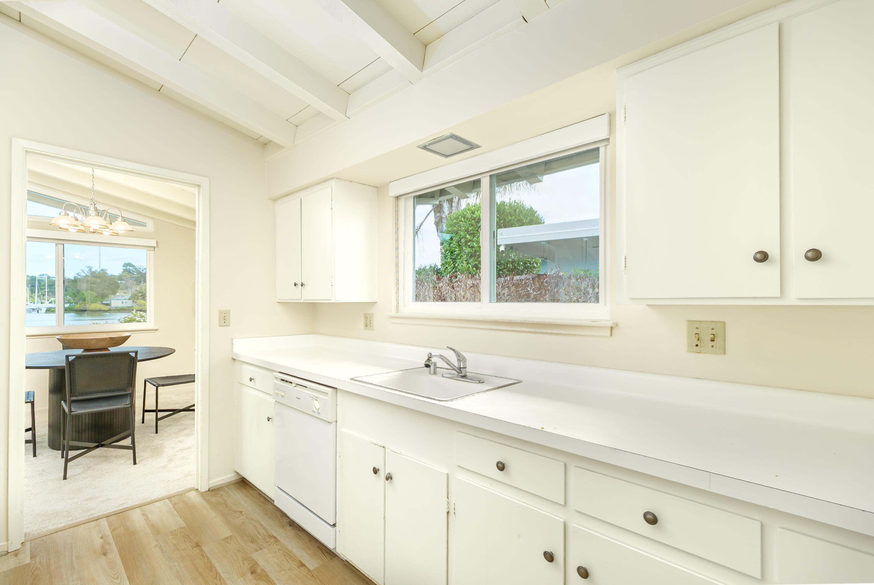 50 Porto Bello Drive San Rafael, CA 94901 - Photo 10 of 29 50 Porto Bello Brighter-13