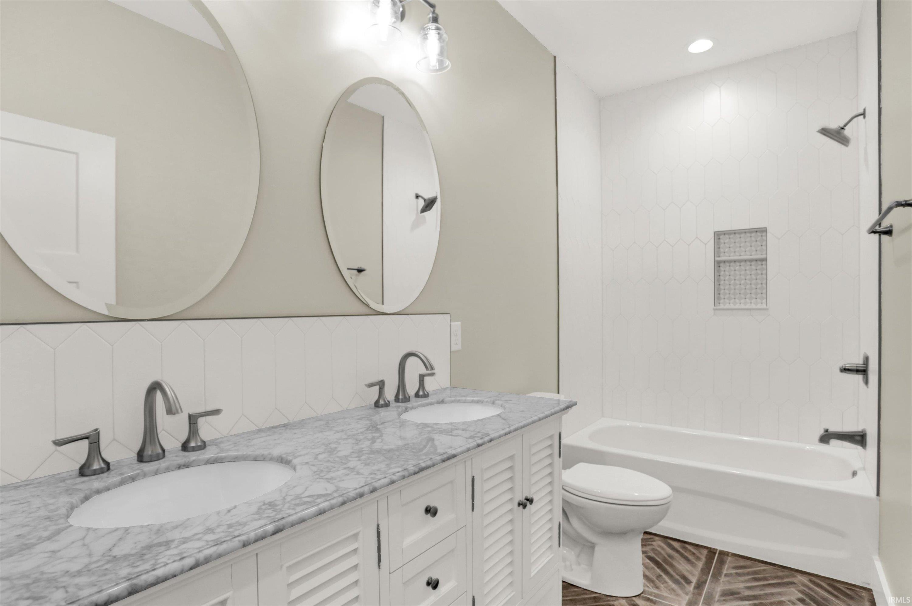 2110 South Smith Road Bloomington, IN 47401 - Photo 14 of 27