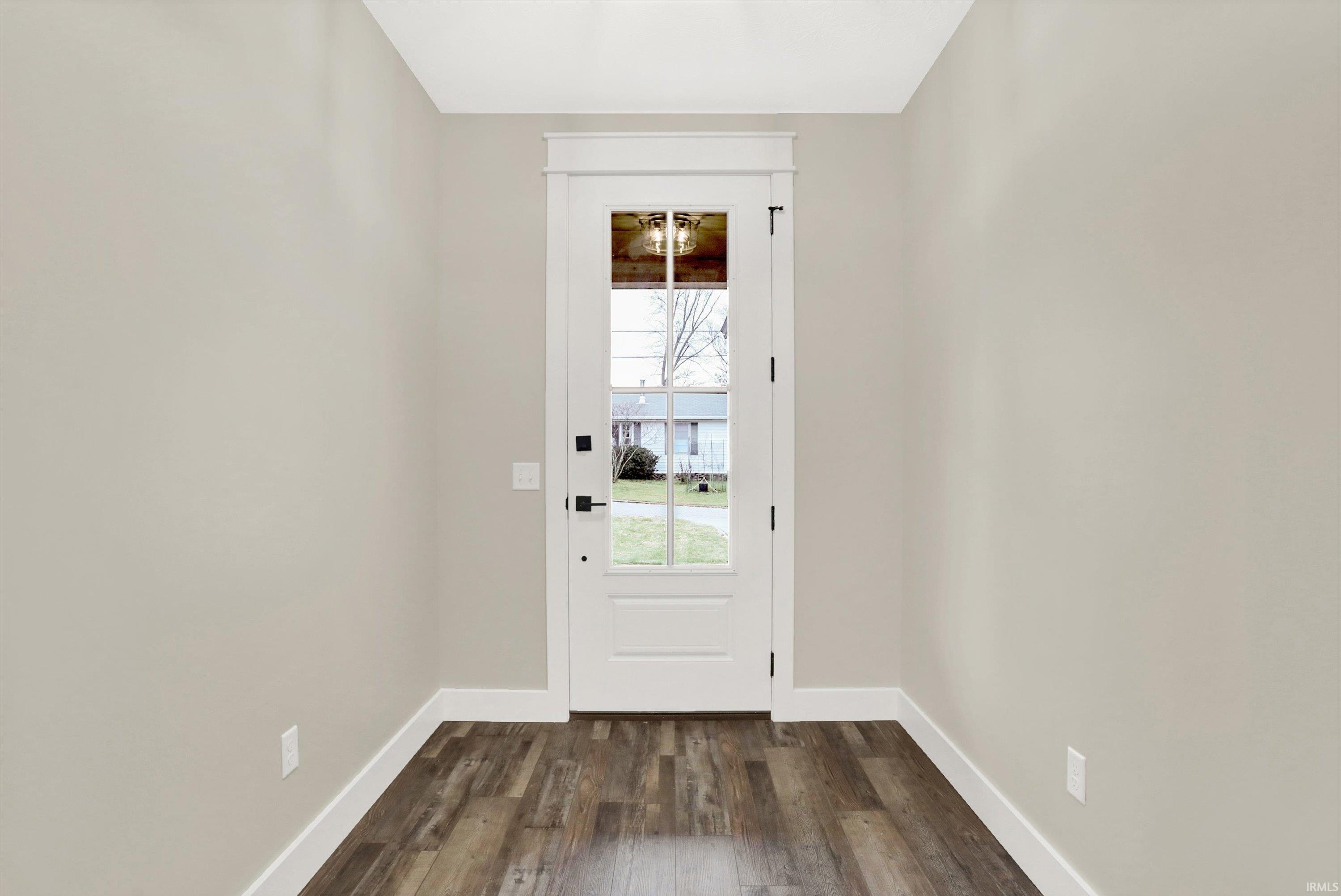 2110 South Smith Road Bloomington, IN 47401 - Photo 2 of 27