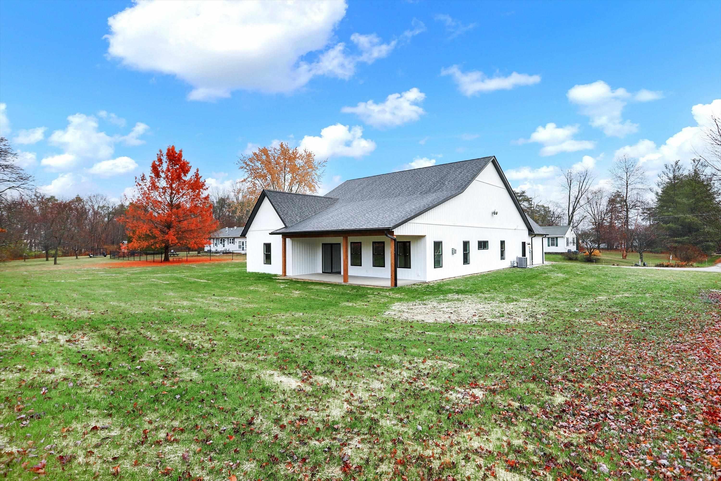 2110 South Smith Road Bloomington, IN 47401 - Photo 24 of 27