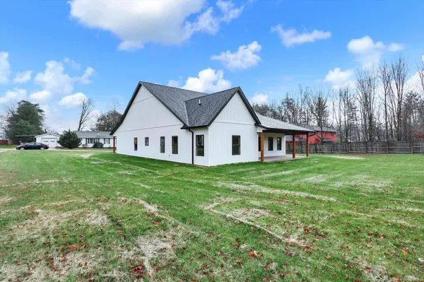 $4,500 | 2110 South Smith Road, Bloomington, IN 47401