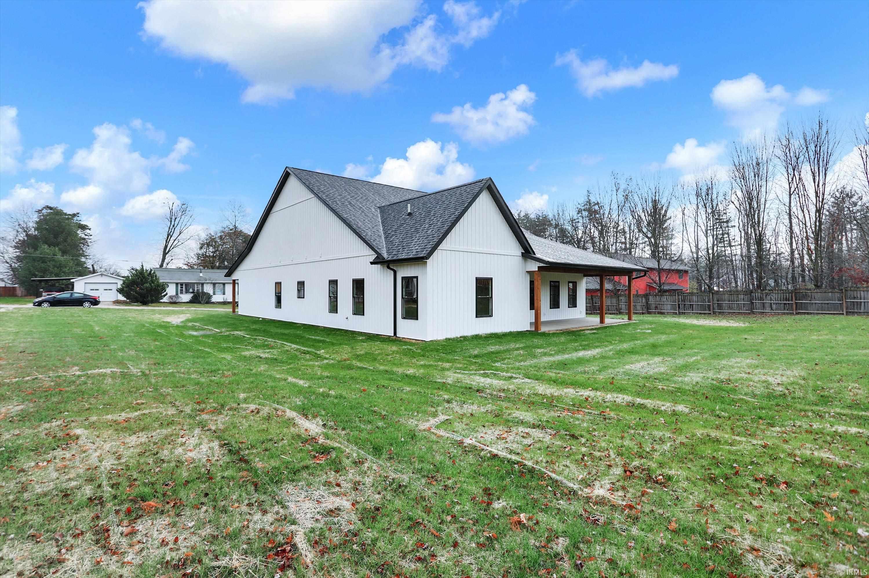 2110 South Smith Road Bloomington, IN 47401 - Photo 25 of 27