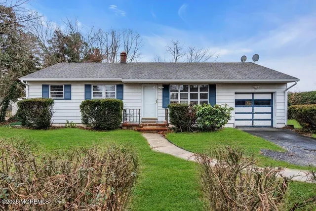 $474,900 | 681 Aldrich Road, Howell, NJ 07731