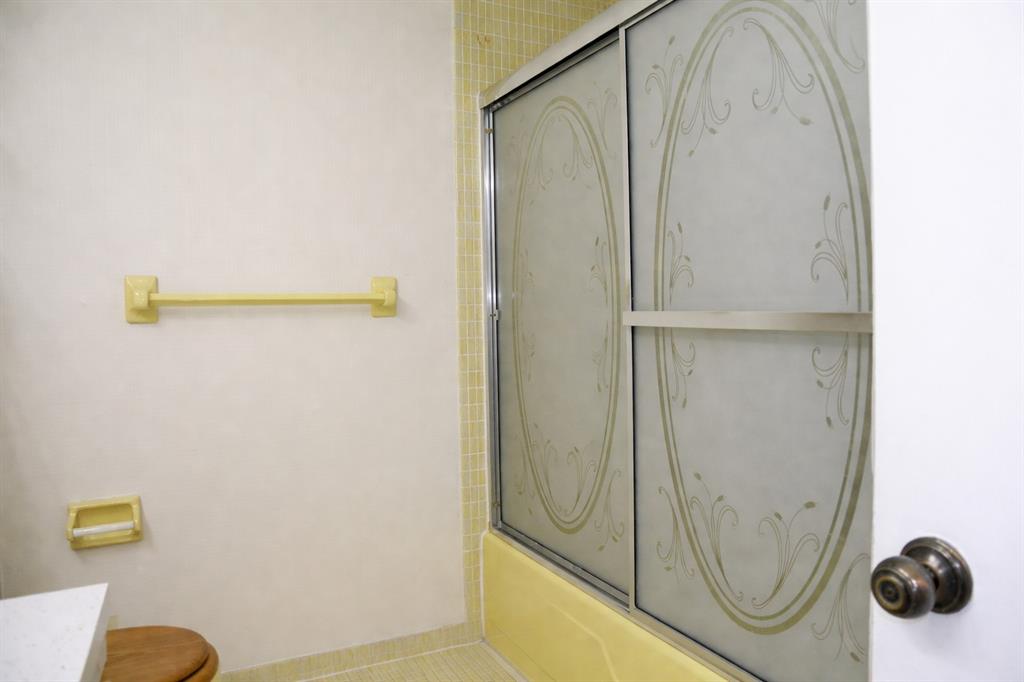 5300 Washington Street, Unit 107D Hollywood, FL 33021 - Photo 8 of 23