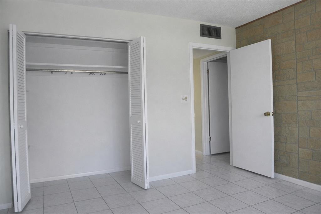 5300 Washington Street, Unit 107D Hollywood, FL 33021 - Photo 10 of 23 a view of an empty room