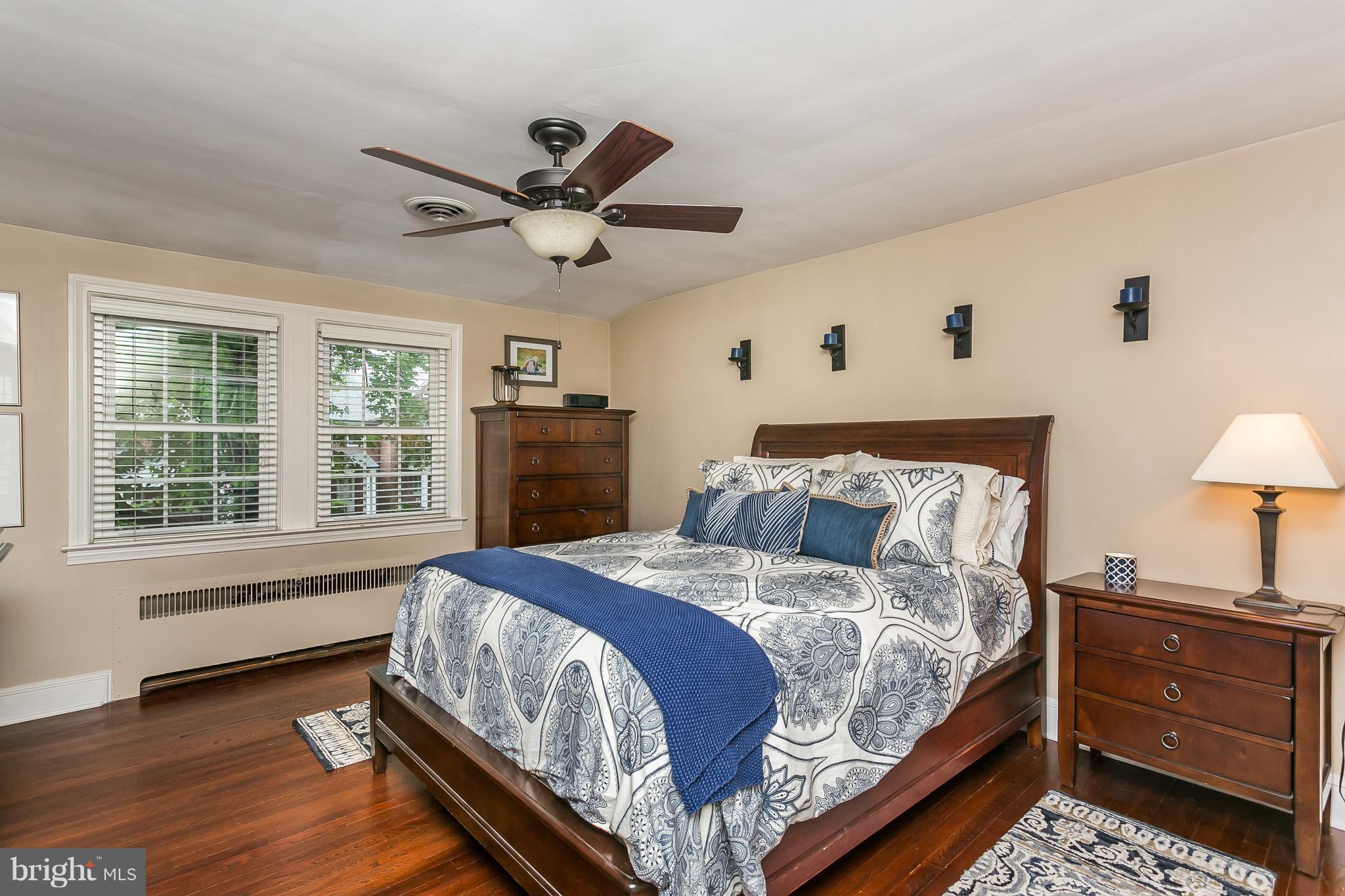 314 Dunkirk Road Baltimore, MD 21212 - Photo 18 of 28 a bed room with a bed and a window