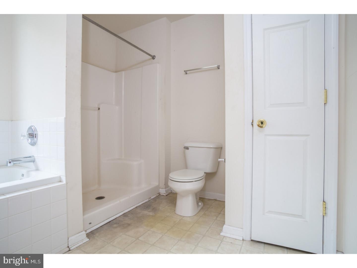1083 Jarvis Road Sicklerville, NJ 08081 - Photo 6 of 24