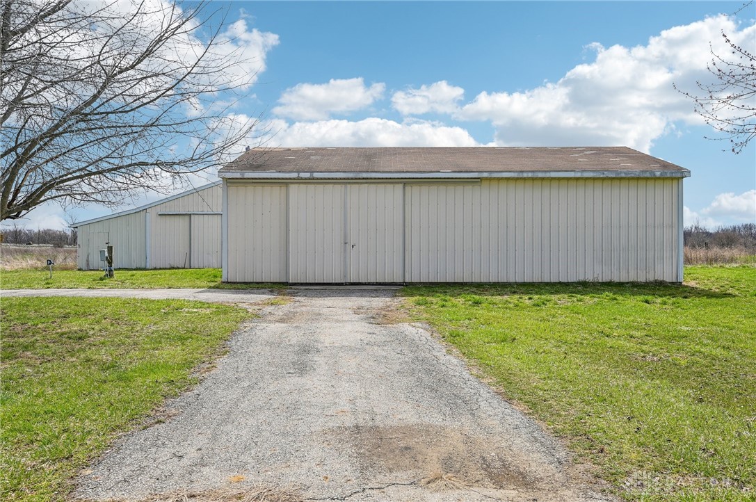 5961 Rogers Road Jamestown, OH 45335 - Photo 32 of 39