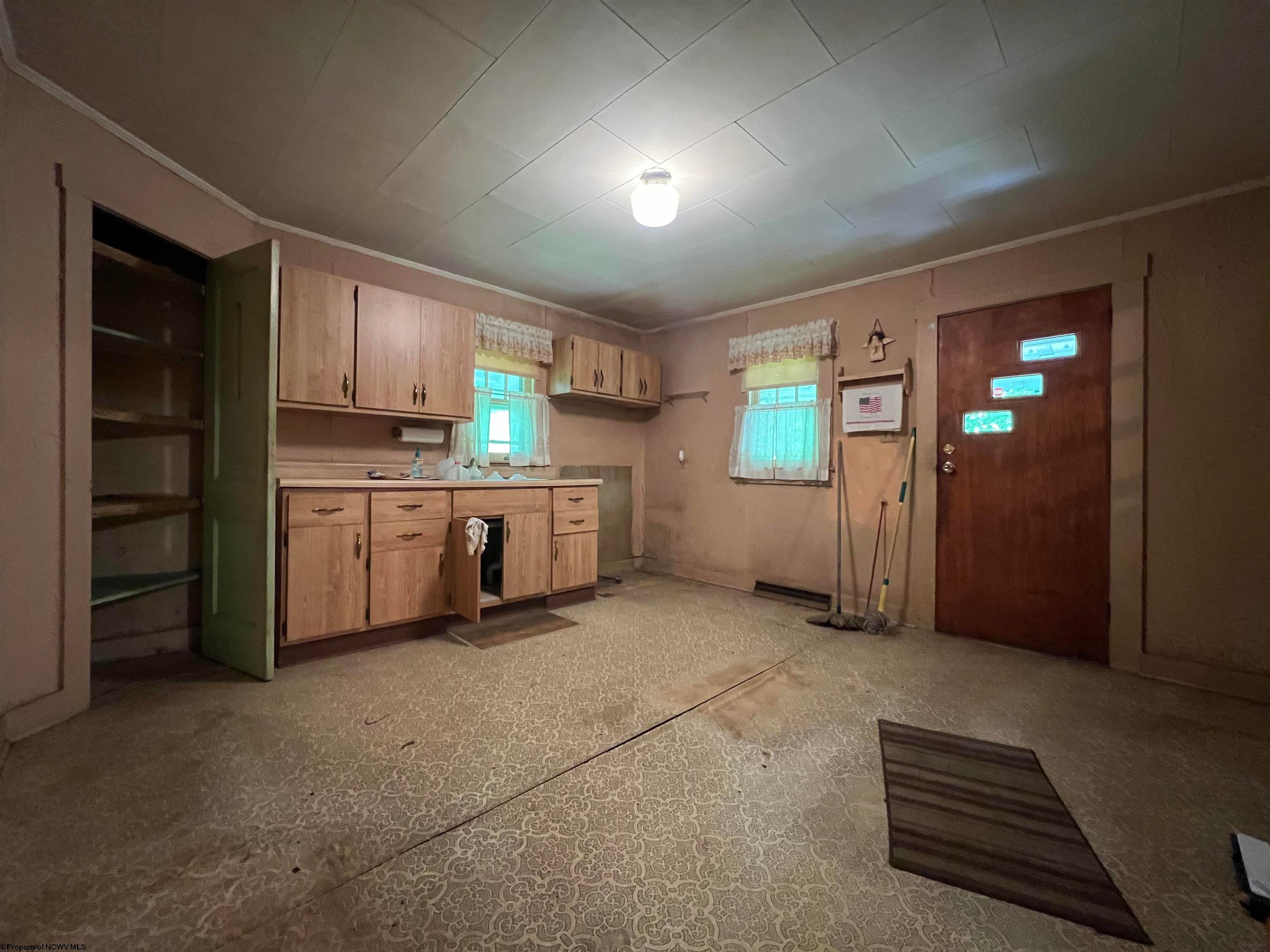 425 Helens Run Road Worthington, WV 26591 - Photo 5 of 31 Gallery Image 5