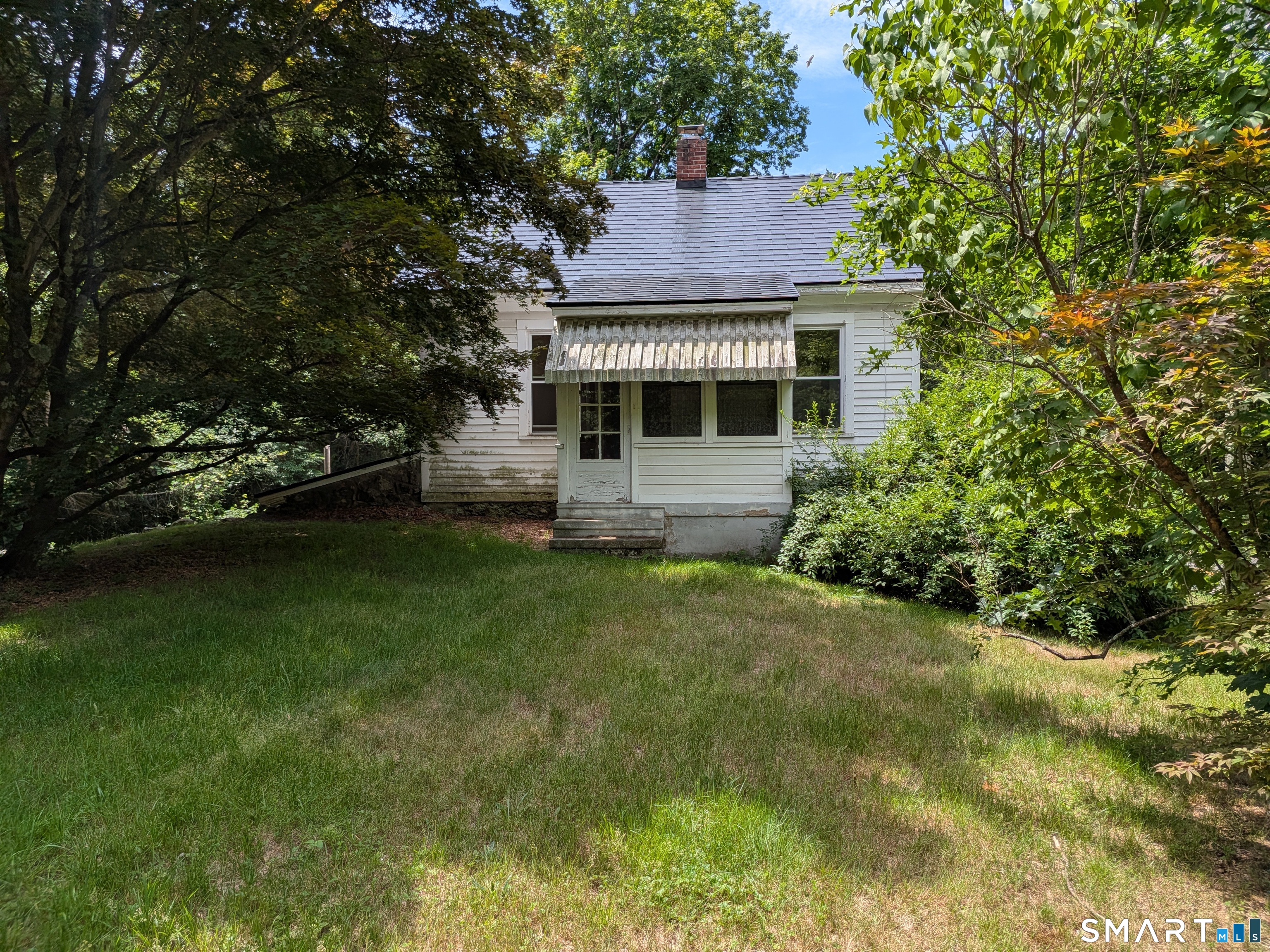 955 Baldwin Road Woodbridge, CT 06525 - Photo 3 of 4