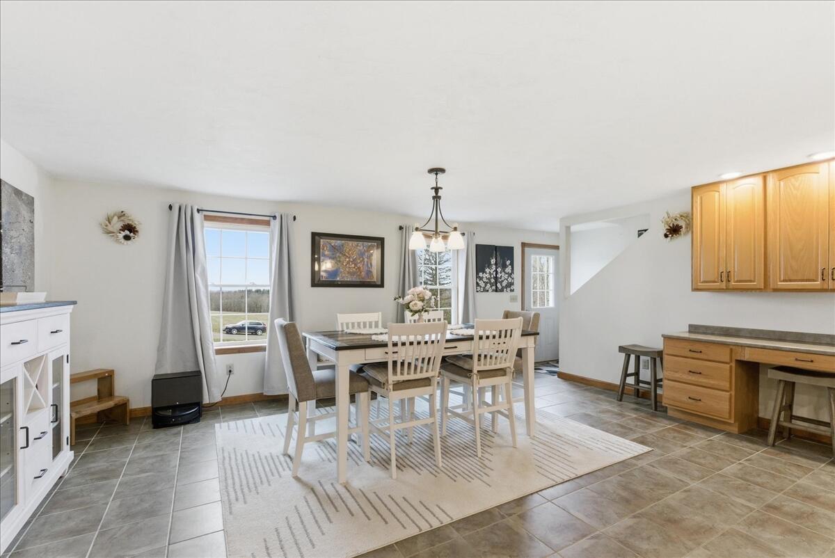 246 Carrs Corner Road Palermo, ME 04354 - Photo 52 of 83 Dining area