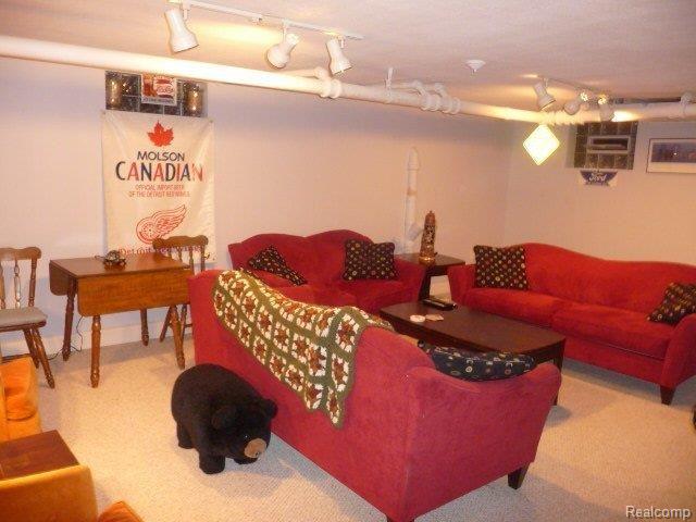 164 Moran Road Grosse Pointe, MI 48236 - Photo 21 of 25 P1020636.JPG