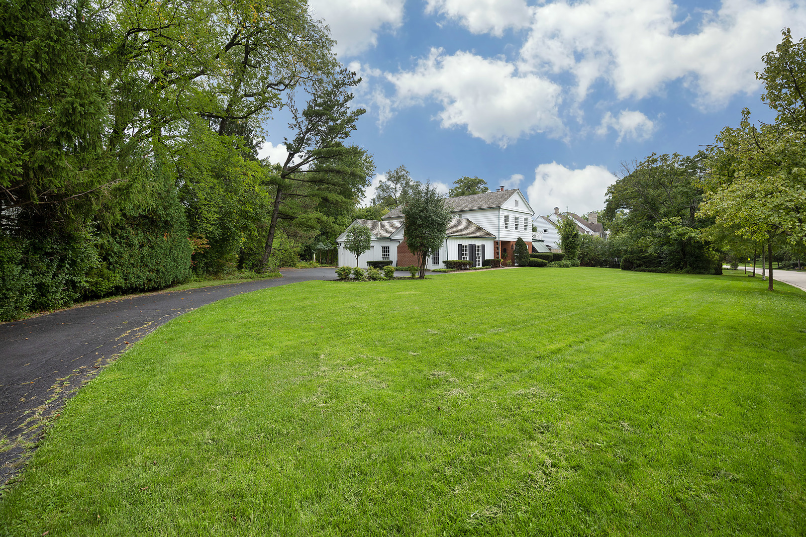 735 Raleigh Road Glenview, IL 60025 - Photo 3 of 21 Gallery Image 3