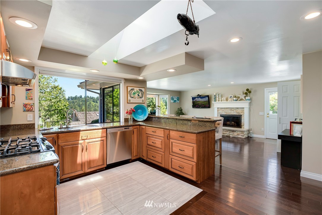 9419 Odin Way Bothell, WA 98011 - Photo 10 of 25 Gallery Image 10