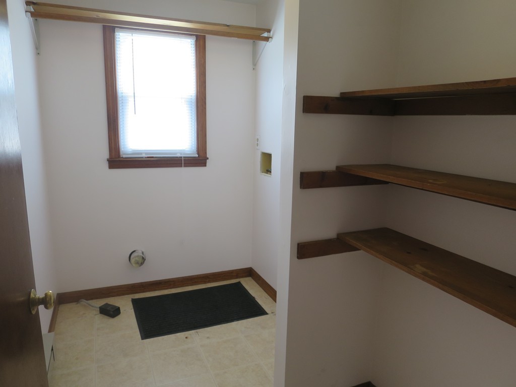 16 Lynch Road Wales, MA 01081 - Photo 7 of 19