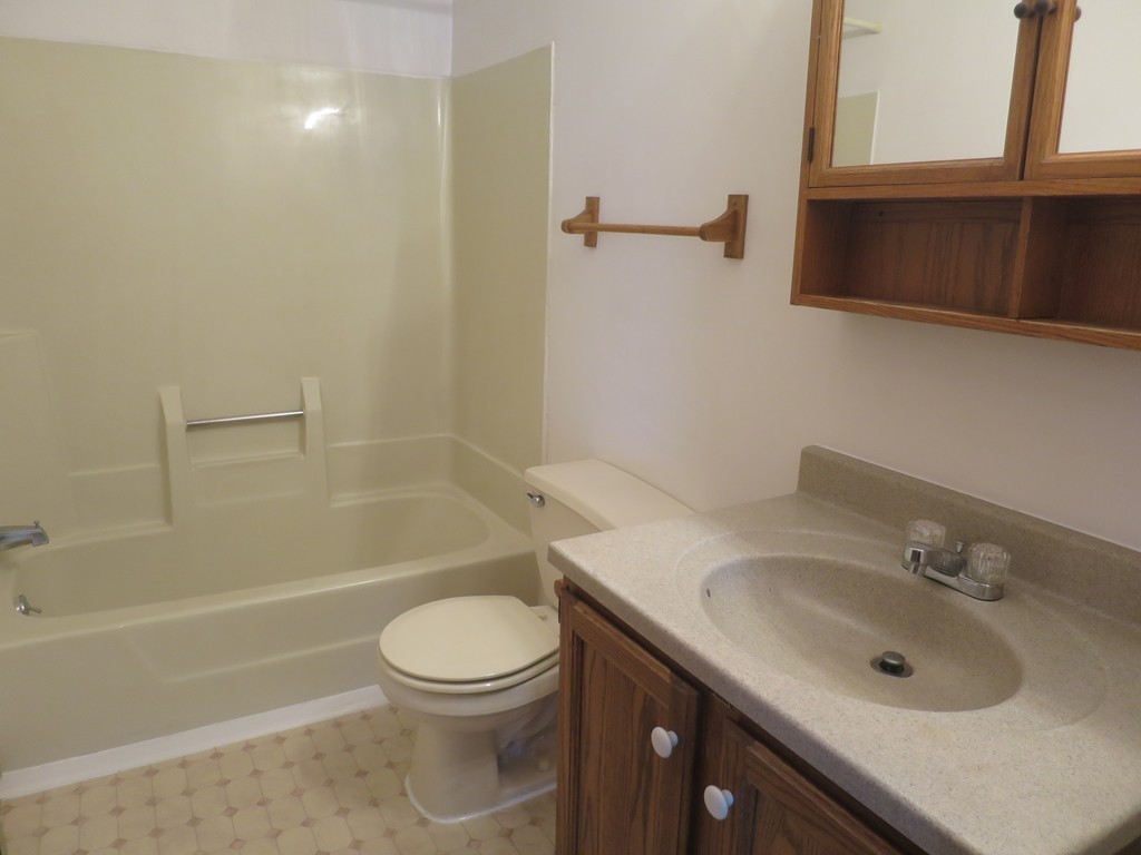 16 Lynch Road Wales, MA 01081 - Photo 10 of 19