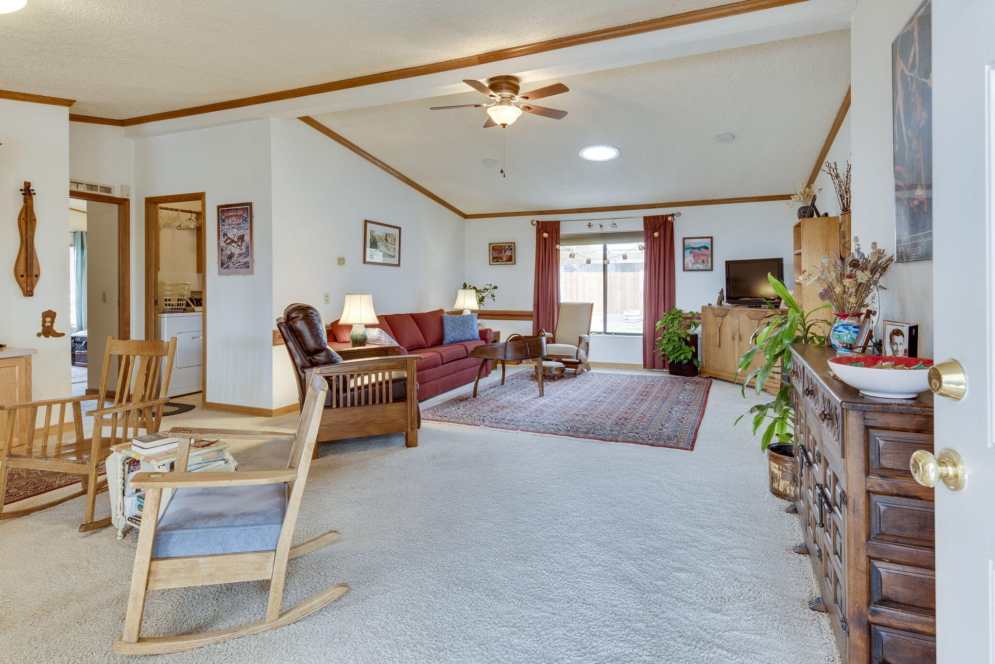 245 Southwest Bent Loop Powell Butte, OR 97753 - Photo 5 of 63 5-web-or-mls-245 SW Bent Loop-5