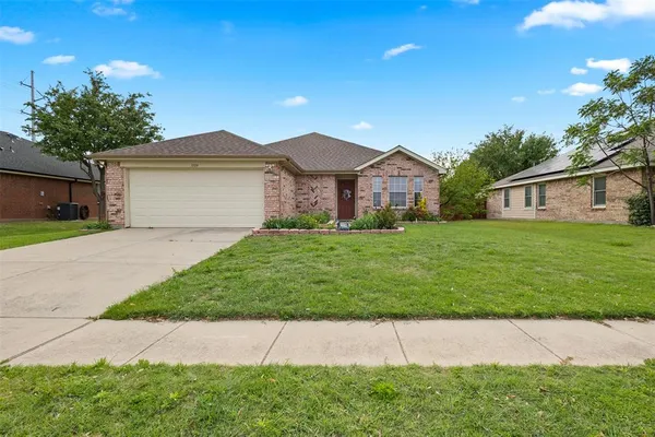 $320,000 | 3709 Allison Drive, Denton, TX 76207