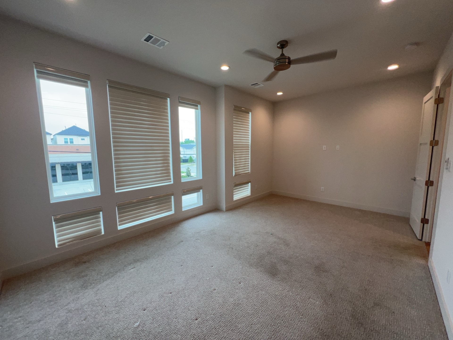 2414 Gray Street Houston, TX 77003 - Photo 5 of 14 a view of an empty room with a window