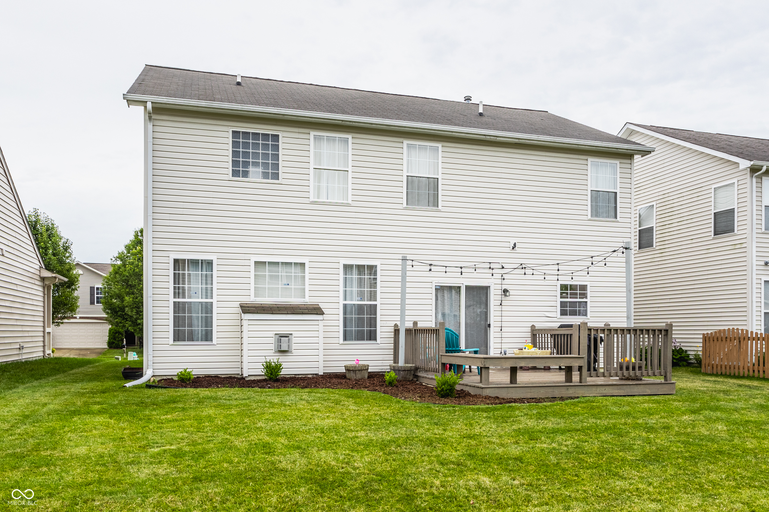 12376 Schoolhouse Road Fishers, IN 46037 - Photo 8 of 32 Gallery Image 8
