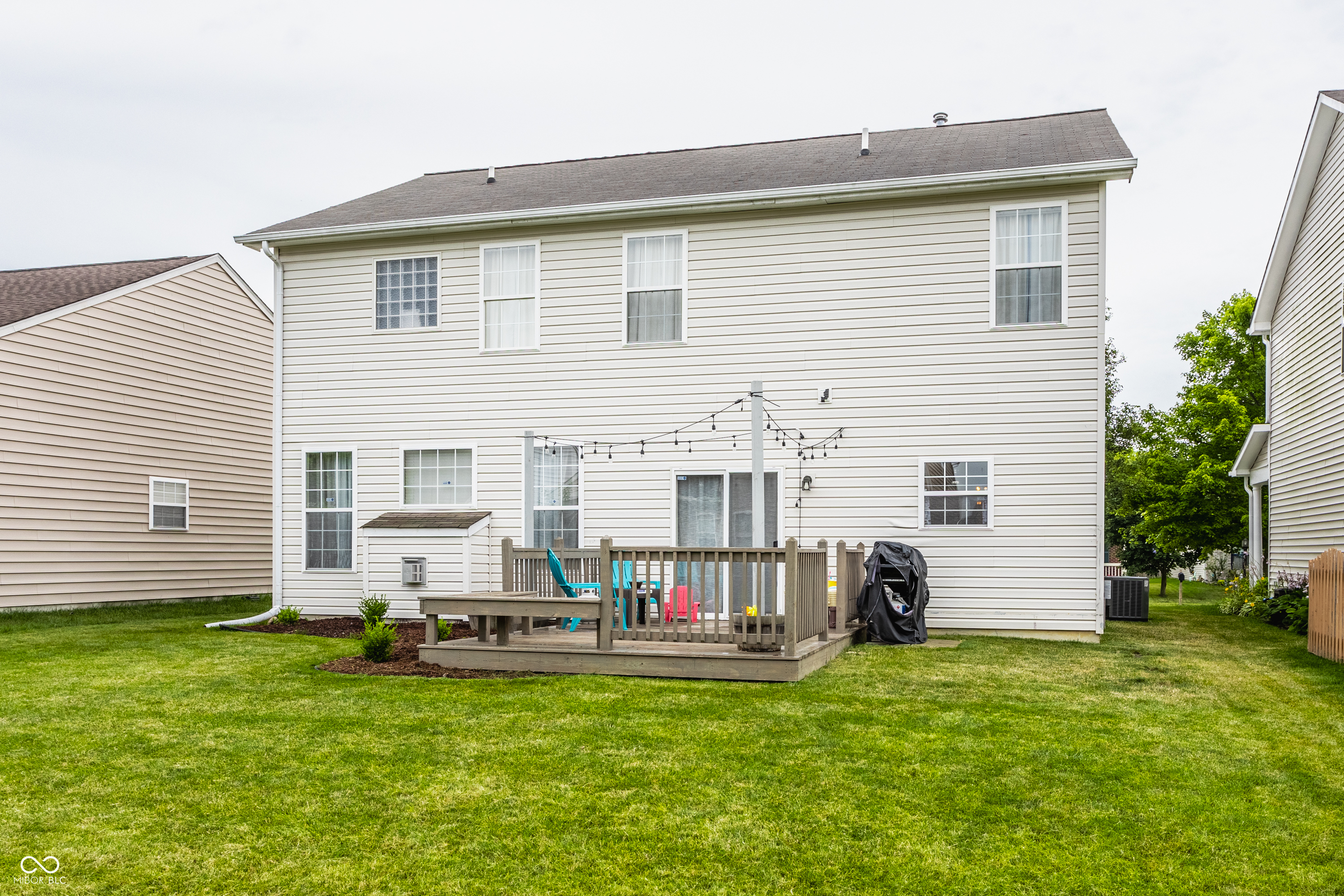 12376 Schoolhouse Road Fishers, IN 46037 - Photo 9 of 32 Gallery Image 9