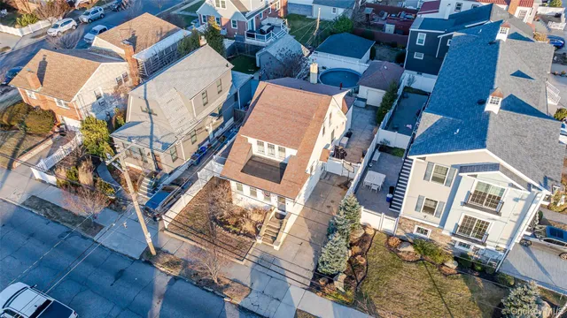 $785,000 | 208 Franklin Boulevard, Long Beach, NY 11561