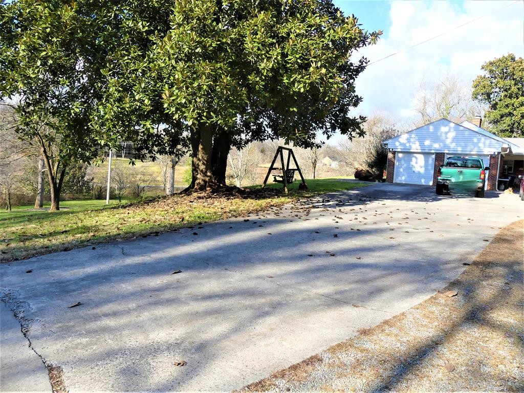 1219 Cedar Springs Road Athens, TN 37303 - Photo 38 of 51 Gallery Image 38