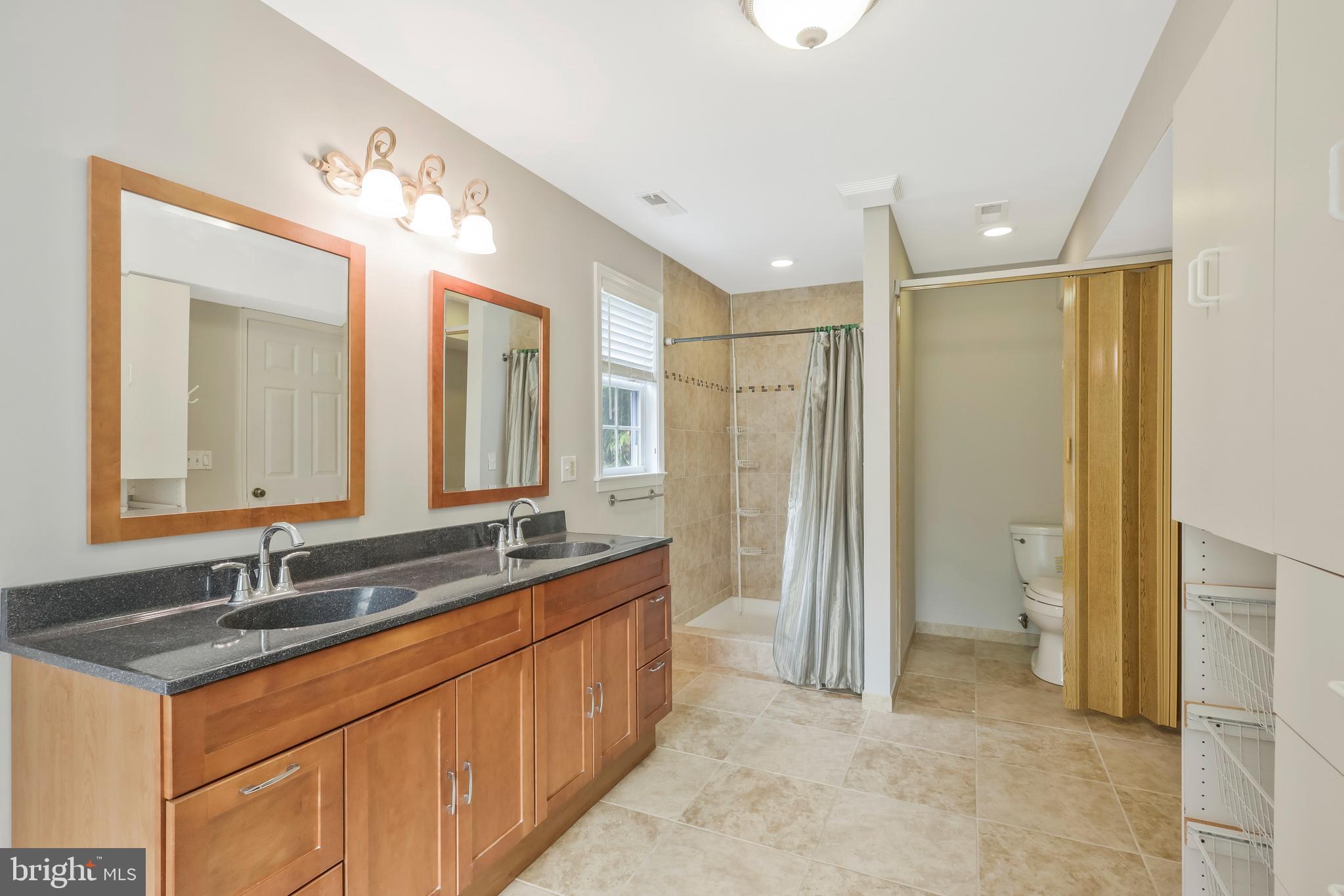 2910 Graham Road Falls Church, VA 22042 - Photo 22 of 52