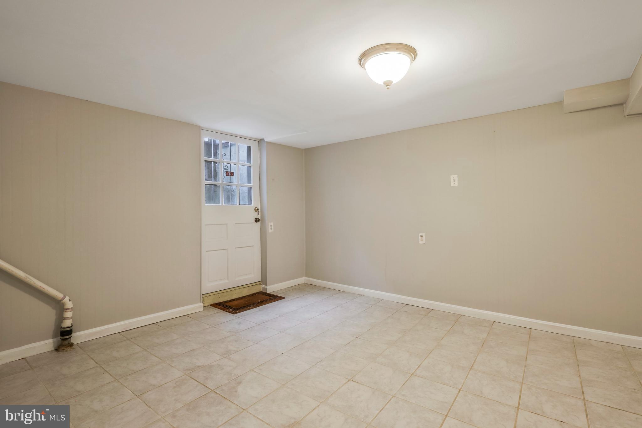 2910 Graham Road Falls Church, VA 22042 - Photo 38 of 52