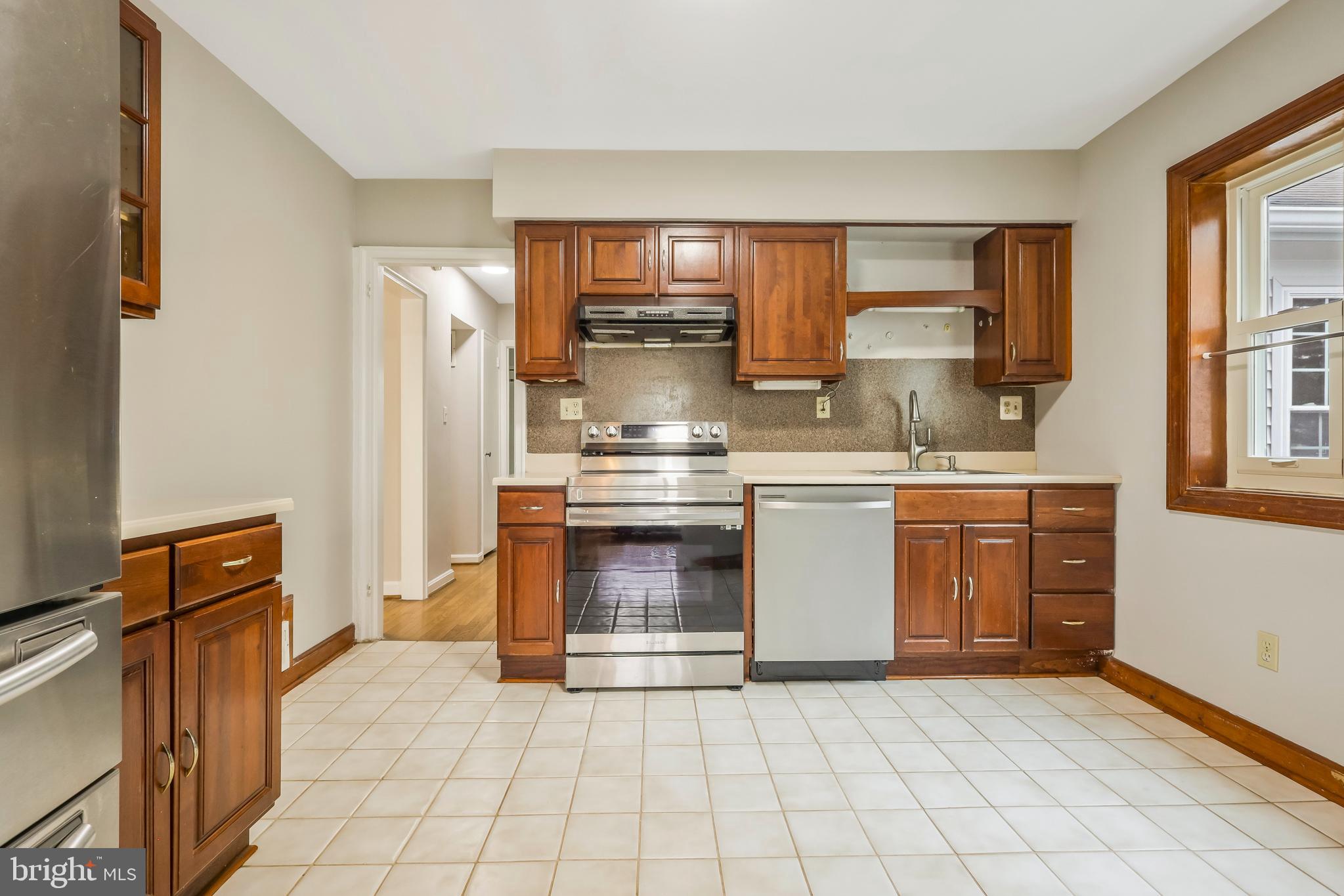 2910 Graham Road Falls Church, VA 22042 - Photo 9 of 52