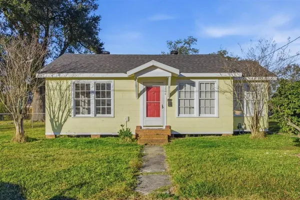 $73,500 | 2506 Demarest Street, Lake Charles, LA 70601