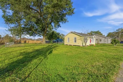 $73,500 | 2506 Demarest Street, Lake Charles, LA 70601