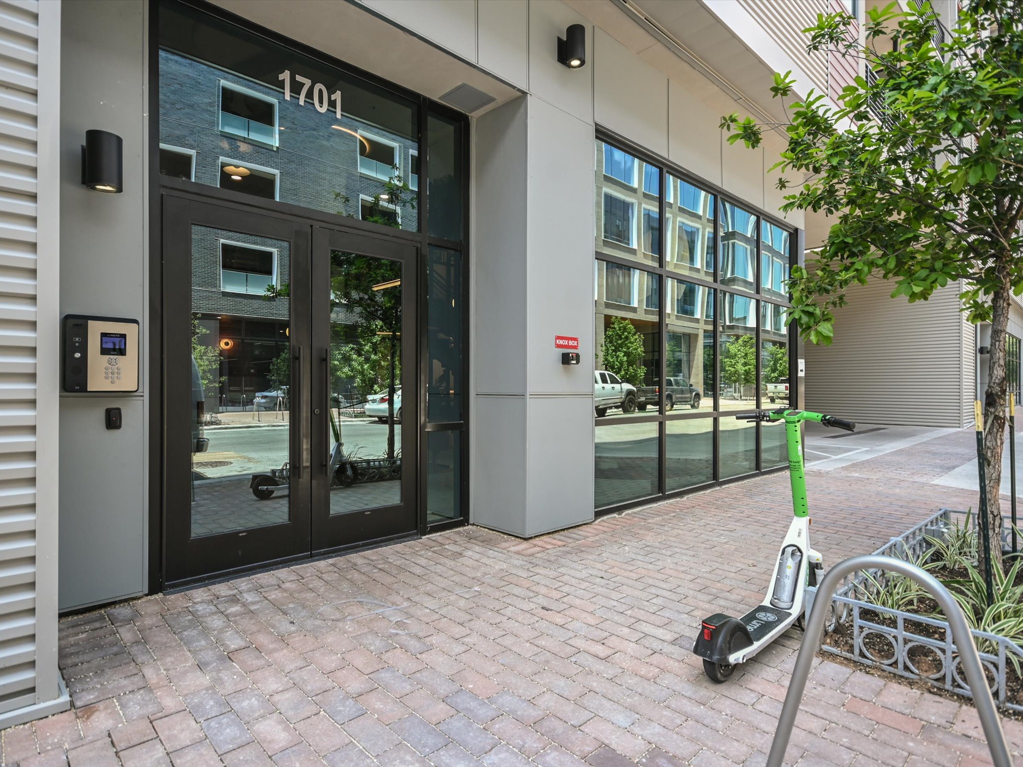 1701 Simond Avenue, Unit 614 Austin, TX 78723 - Photo 24 of 25