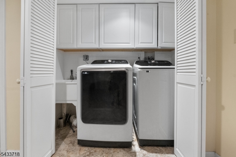 13 Ogden Road Belleville, NJ 07109 - Photo 31 of 42