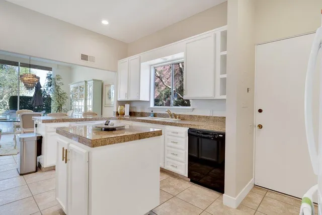 $12,000 | 47126 El Menara Circle, Palm Desert, CA 92260