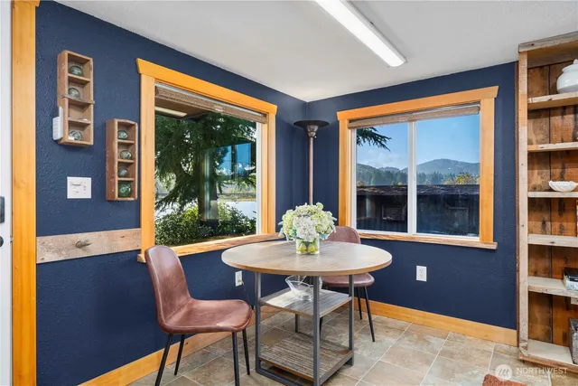 $635,000 | 5025 Mud Bay Road Northwest, Olympia, WA 98502